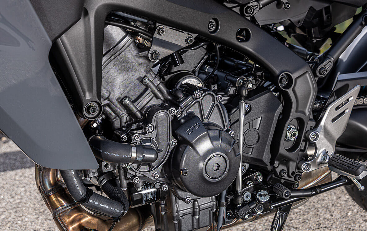 Detalle MT-09 asiento y tanque