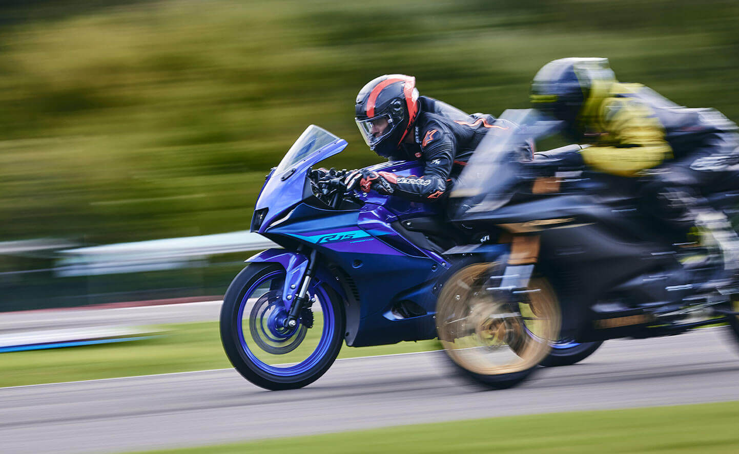 Detalle MT-09 asiento y tanque